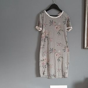 Kids casual dress up to nees